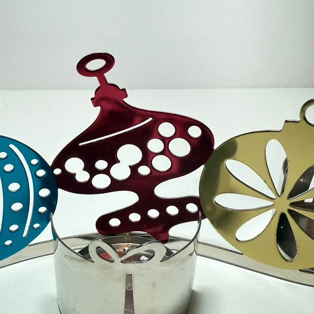 Bath & Body Works Christmas Ornament Design Tealight Candle Holder Multicolor‎